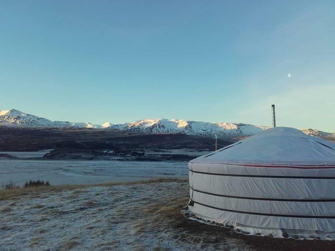 אקורירי Iceland Yurt מראה חיצוני תמונה