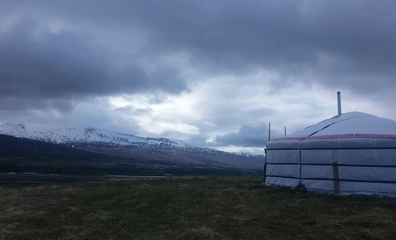 אקורירי Iceland Yurt מראה חיצוני תמונה